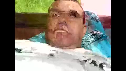 Snapshot of juan370490 chatting on January 21, 1:39 am juan370490 online show from January 21, 1:39 am