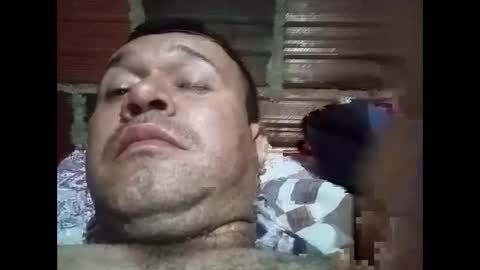 Snapshot of juan370490 chatting on January 29, 10:43 pm juan370490 online show from January 29, 10:43 pm