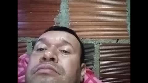 Snapshot of juan370490 chatting on February 4, 11:59 pm juan370490 online show from February 4, 11:59 pm