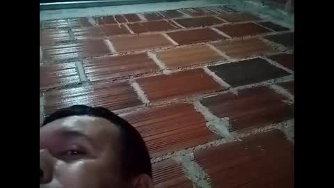 Snapshot of juan370490 chatting on February 23, 10:20 pm juan370490 online show from February 23, 10:20 pm