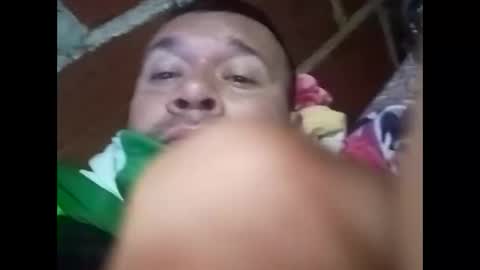 Snapshot of juan370490 chatting on March 8, 2:45 am juan370490 online show from March 8, 2:45 am