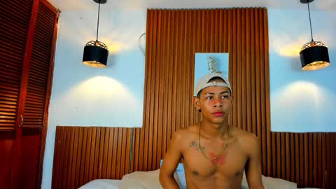 juan_contreras7 online show from October 20, 11:32 am