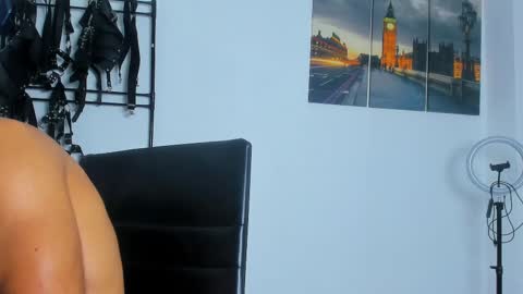 Juan Esteban online show from October 23, 3:50 am