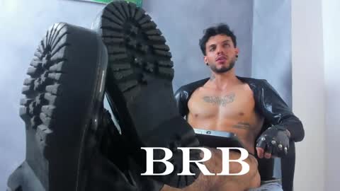 Juan Esteban online show from April 16, 2:56 am