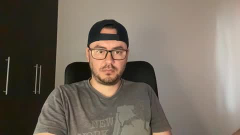 Snapshot of juanchom chatting on January 14, 2:43 pm juanchom online show from January 14, 2:43 pm