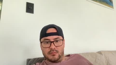 Snapshot of juanchom chatting on October 21, 2:29 pm juanchom online show from October 21, 2:29 pm