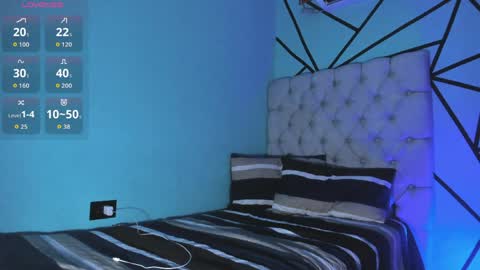 Snapshot of juande_24 chatting on March 30, 6:31 pm independent model online show from March 30, 6:31 pm