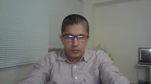 Snapshot of juanearth1 chatting on February 26, 11:15 pm juanearth1 online show from February 26, 11:15 pm