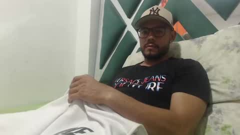 juanfe_style online show from November 9, 3:38 am