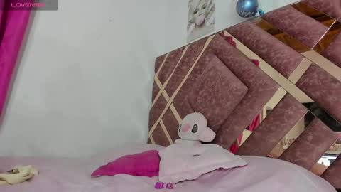 Snapshot of juanita__lara chatting on May 29, 1:58 am Juanita online show from May 29, 1:58 am