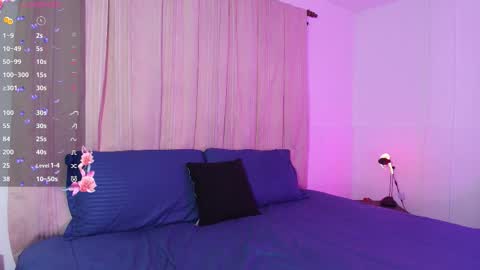 Blue online show from September 18, 4:09 pm