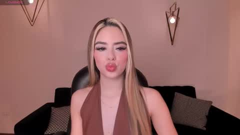 Juanita Clay online show from November 27, 12:07 pm