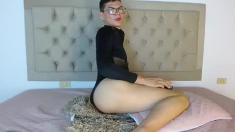 juanjo_galeano online show from February 4, 9:41 pm