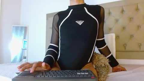 juanjo_galeano online show from February 19, 6:10 pm