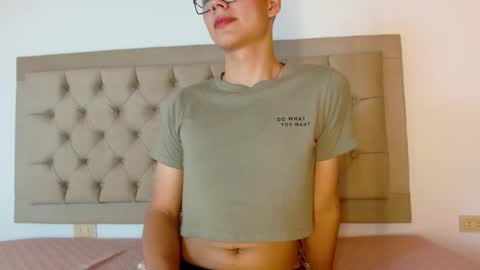 juanjo_galeano online show from March 3, 6:22 pm