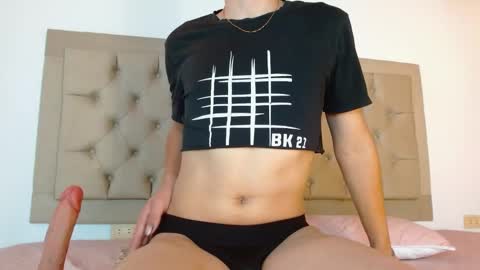 juanjo_galeano online show from March 8, 9:40 pm