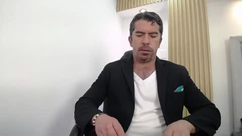 Snapshot of juank_fit45 chatting on May 8, 1:16 pm Juan k online show from May 8, 1:16 pm