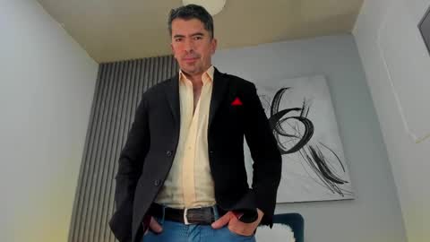 Snapshot of juank_fit45 chatting on May 15, 2:57 pm Juan k online show from May 15, 2:57 pm