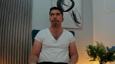 Snapshot of juank_fit45 chatting on May 17, 3:15 am Juan k online show from May 17, 3:15 am