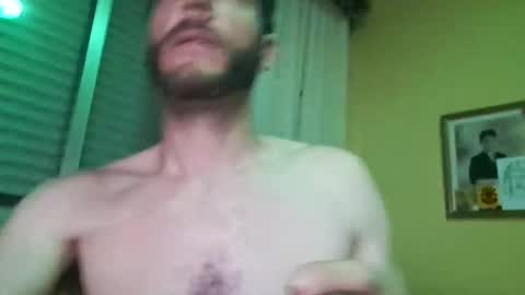 Snapshot of juanka85_xxx chatting on June 5, 8:14 pm juanka85_xxx online show from June 5, 8:14 pm