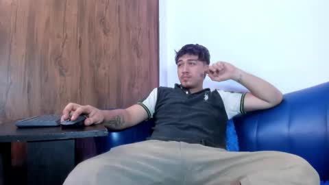 Snapshot of juanmechanic chatting on January 17, 12:32 pm JUAN online show from January 17, 12:32 pm