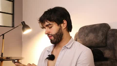juanmilano online show from May 22, 4:45 pm
