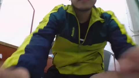 Snapshot of juanperez1999777 chatting on November 1, 9:06 pm juanperez1999777 online show from November 1, 9:06 pm