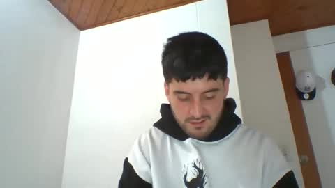 Snapshot of juanri460749 chatting on March 21, 1:48 pm juanri460749 online show from March 21, 1:48 pm