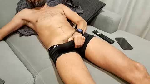 Snapshot of juanxxxo_ chatting on October 26, 10:54 am juanxxxo_ online show from October 26, 10:54 am