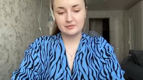 Snapshot of judevalenti chatting on June 18, 5:51 am JudeValenti online show from June 18, 5:51 am
