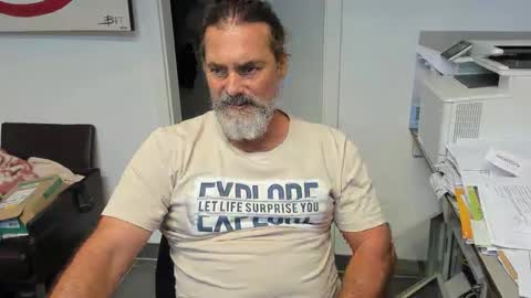 Snapshot of juergenkru chatting on October 1, 1:28 pm Giovanni50pro online show from October 1, 1:28 pm