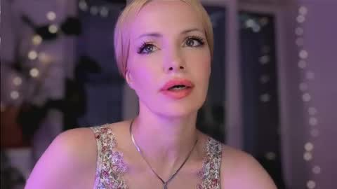Snapshot of jugoddess chatting on July 10, 5:26 pm Goddess Julia online show from July 10, 5:26 pm
