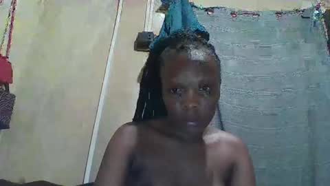 juice_petite3 online show from January 26, 7:20 pm