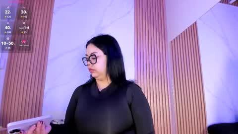 Juicy online show from November 26, 11:00 am