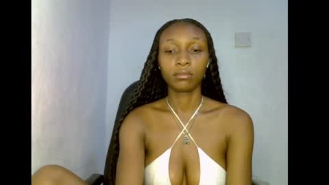 Snapshot of juicy_pinkpussy564197 chatting on July 17, 5:03 am olivia online show from July 17, 5:03 am