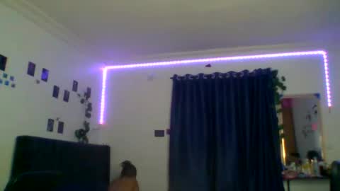 Emily online show from February 16, 6:59 pm