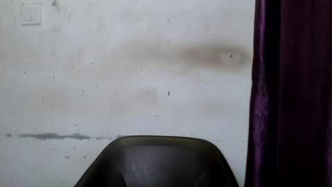 queen online show from July 13, 9:50 pm