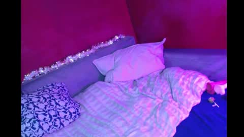 Snapshot of juicycandycam chatting on October 10, 7:13 pm juicycandycam online show from October 10, 7:13 pm