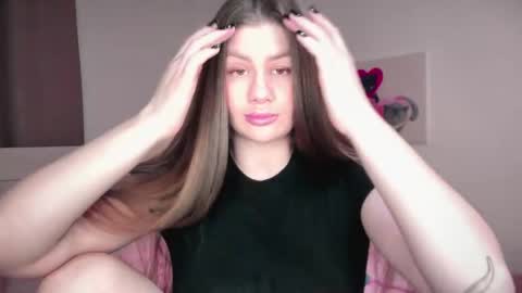 Elena online show from April 5, 1:08 pm