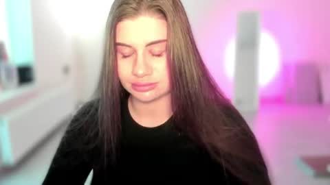 Snapshot of juicyhelenx chatting on June 14, 3:14 pm Elena online show from June 14, 3:14 pm