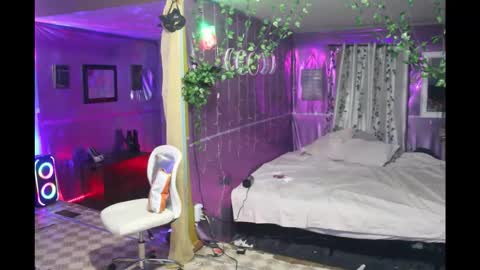 juicyjayxxx69 online show from October 3, 3:36 am