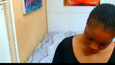 juicyjewelxxx online show from May 30, 7:27 am