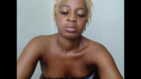 juicykinkx online show from November 24, 12:43 am