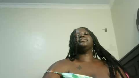 juicyslurrt online show from May 7, 6:02 pm