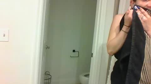 Juiccy online show from December 11, 8:26 am