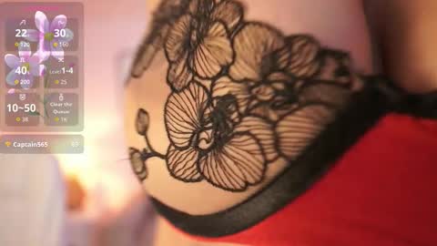 Jules Bennett online show from September 26, 1:04 pm