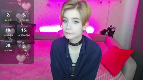 Snapshot of julescrown chatting on December 19, 4:23 am Jules online show from December 19, 4:23 am