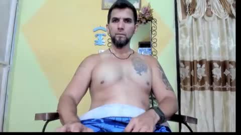 juleslake2 online show from February 7, 11:41 pm