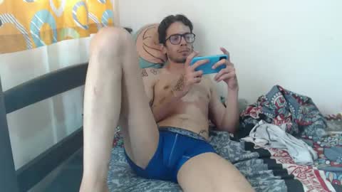 Snapshot of julfigo chatting on April 27, 7:12 pm Julfigo online show from April 27, 7:12 pm