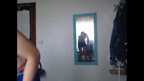 Snapshot of julfigo chatting on April 29, 6:47 pm Julfigo online show from April 29, 6:47 pm